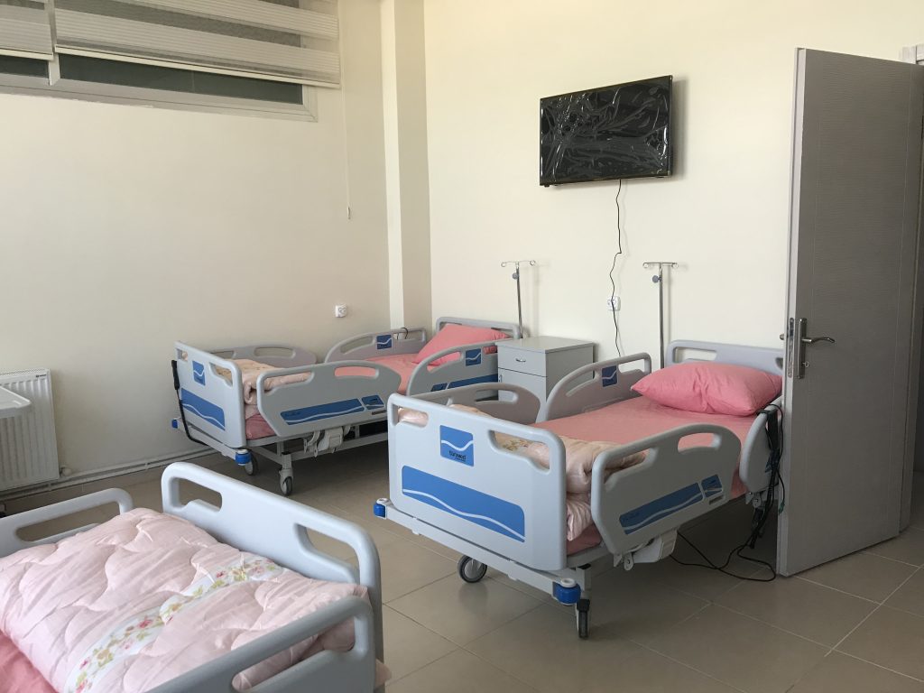 Tesisimiz » İzmir Huzurevi ve Yaşlı Bakım merkezi